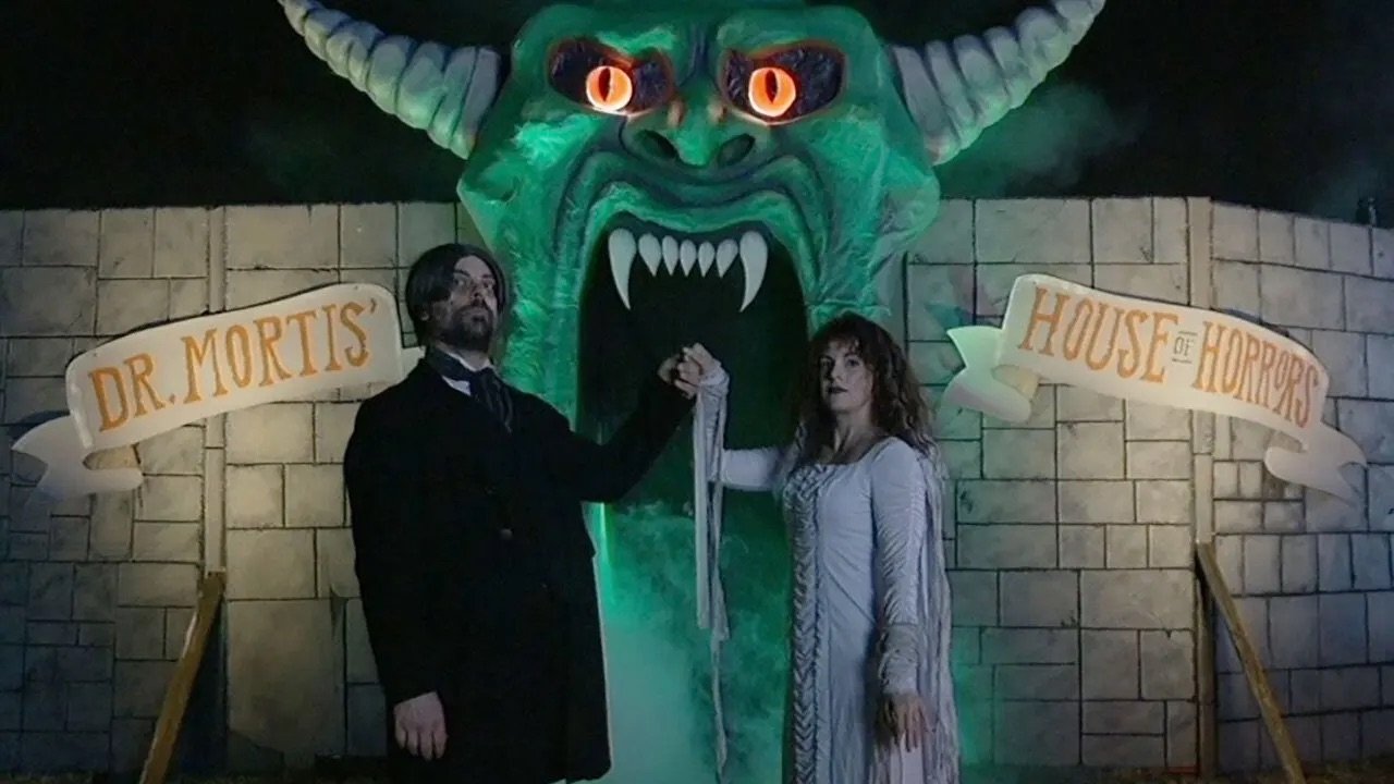 V/H/S/Halloween backdrop