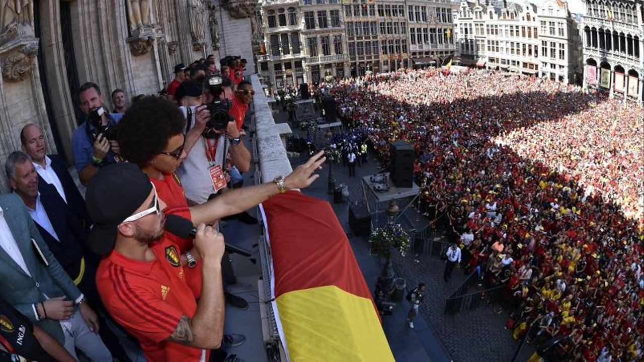 Diables rouges : génération Adorée - Le carnet de Rodrigo backdrop
